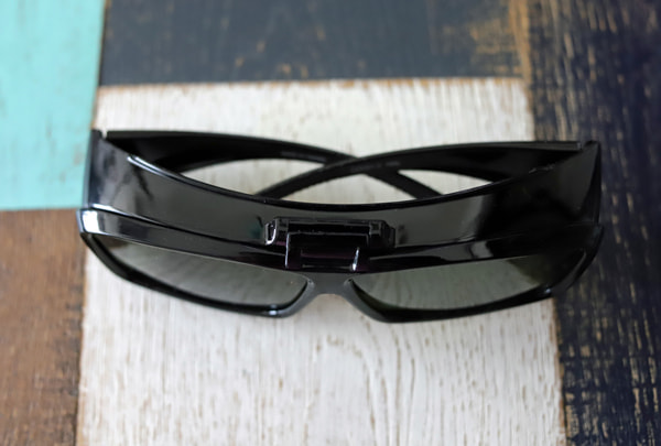 メガネの上にかけるリーズナブルでおしゃれな偏光サングラス 