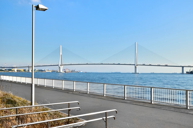 ふれーゆ裏(末広水際線プロムナード)