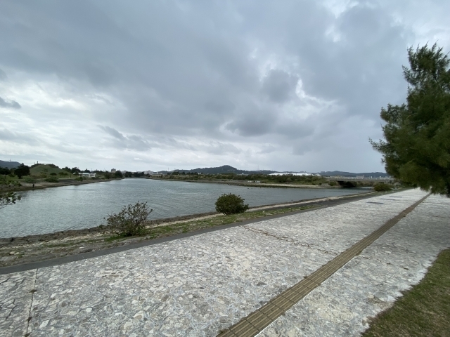 小糸川河口(小糸川漁港)