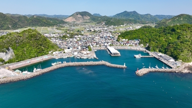 勝山港
